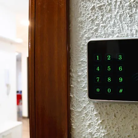 On-line Luxury Apart Peset Aleixandre 69, Free Wi-fi * Valencia